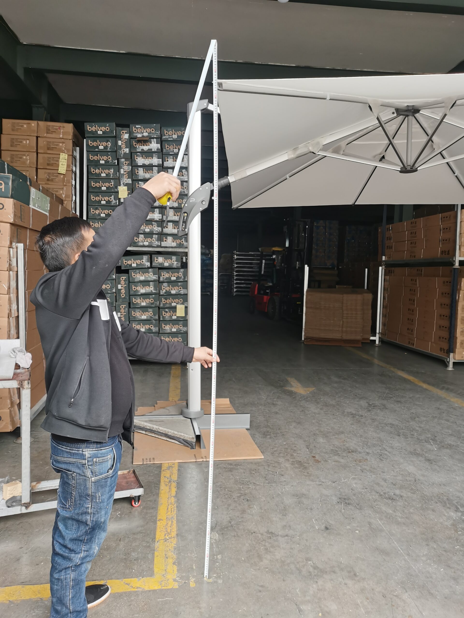 Size and structure customization for outdoor products